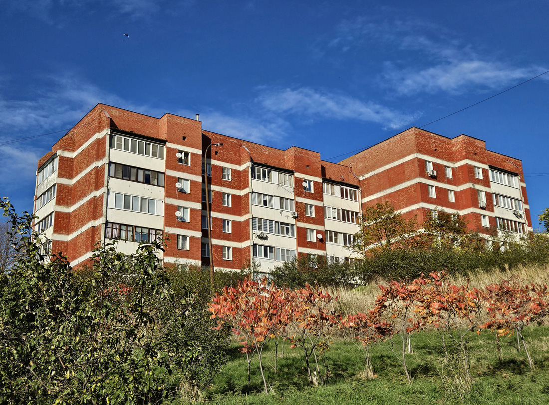 Лермонтов, Улица Волкова, 12 корп. 1