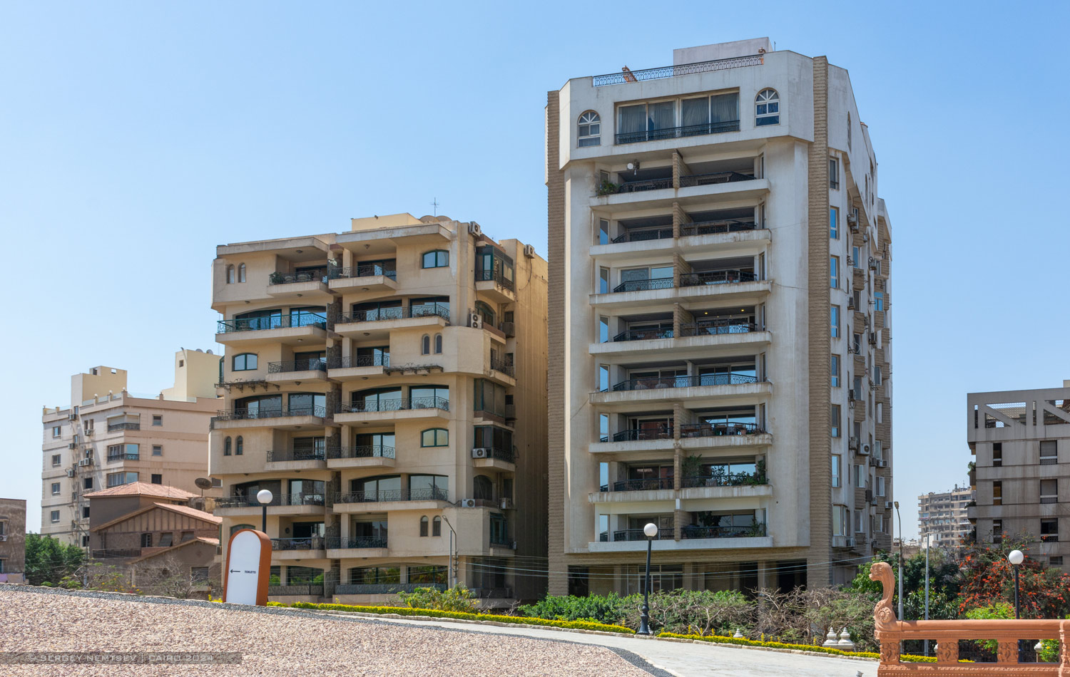 Каир, 7 Ibn Gobier, 8; El-Montaza, 10