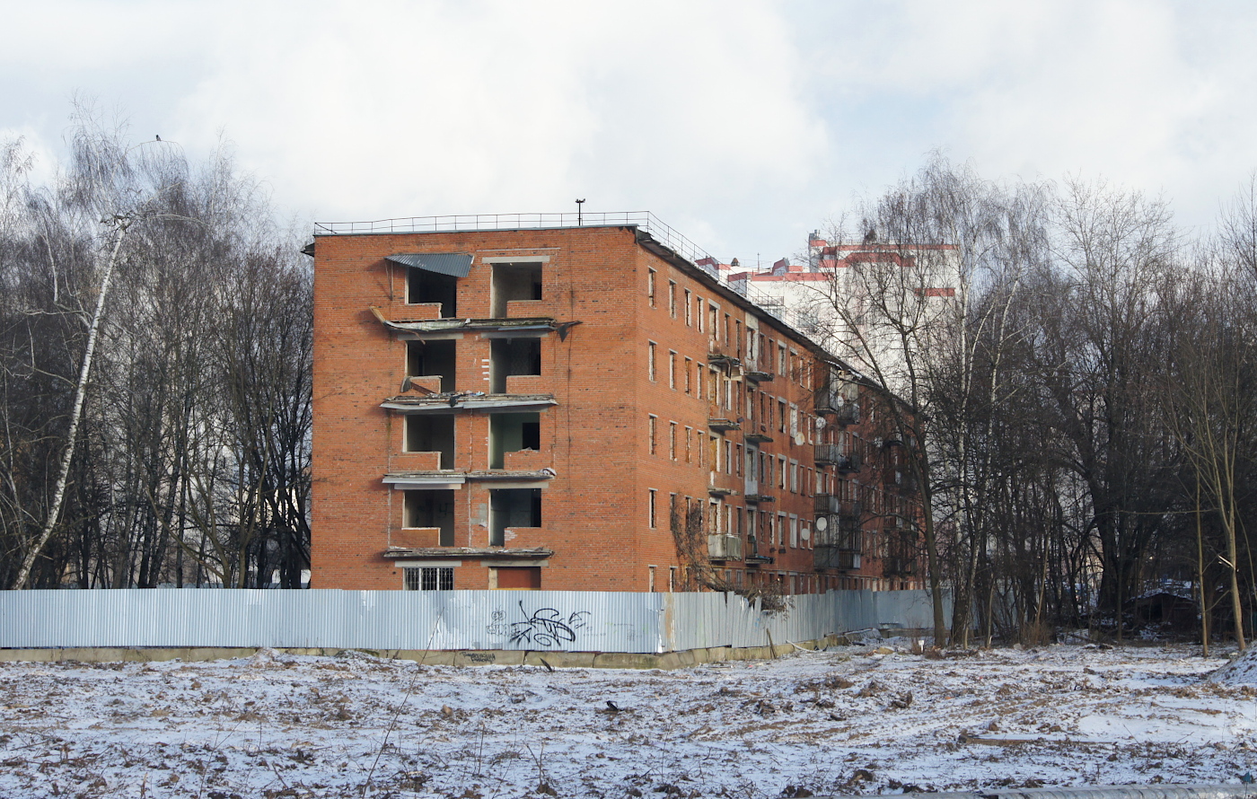 Москва, Краснолиманская улица, 27