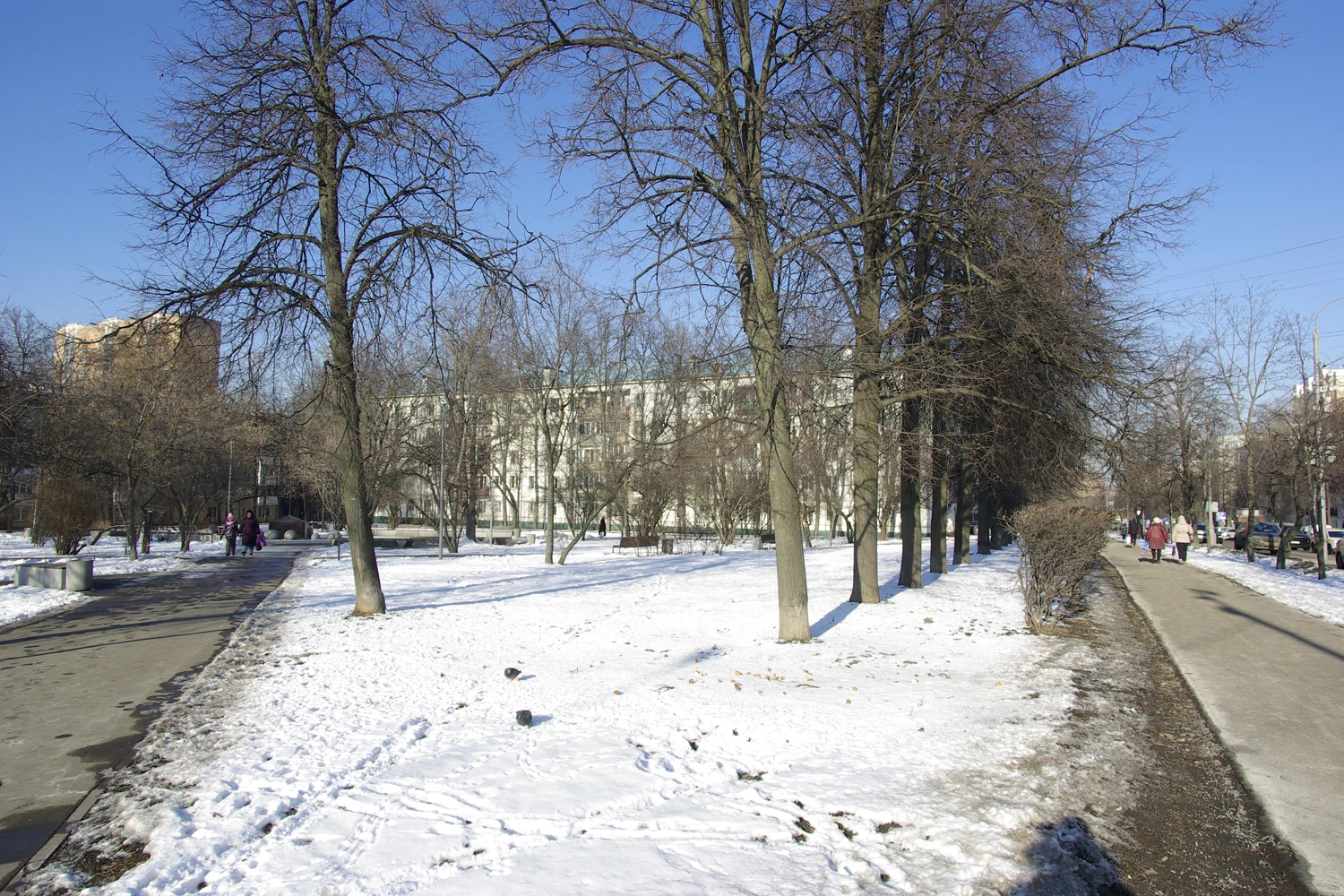 Москва, Азовская улица, 16