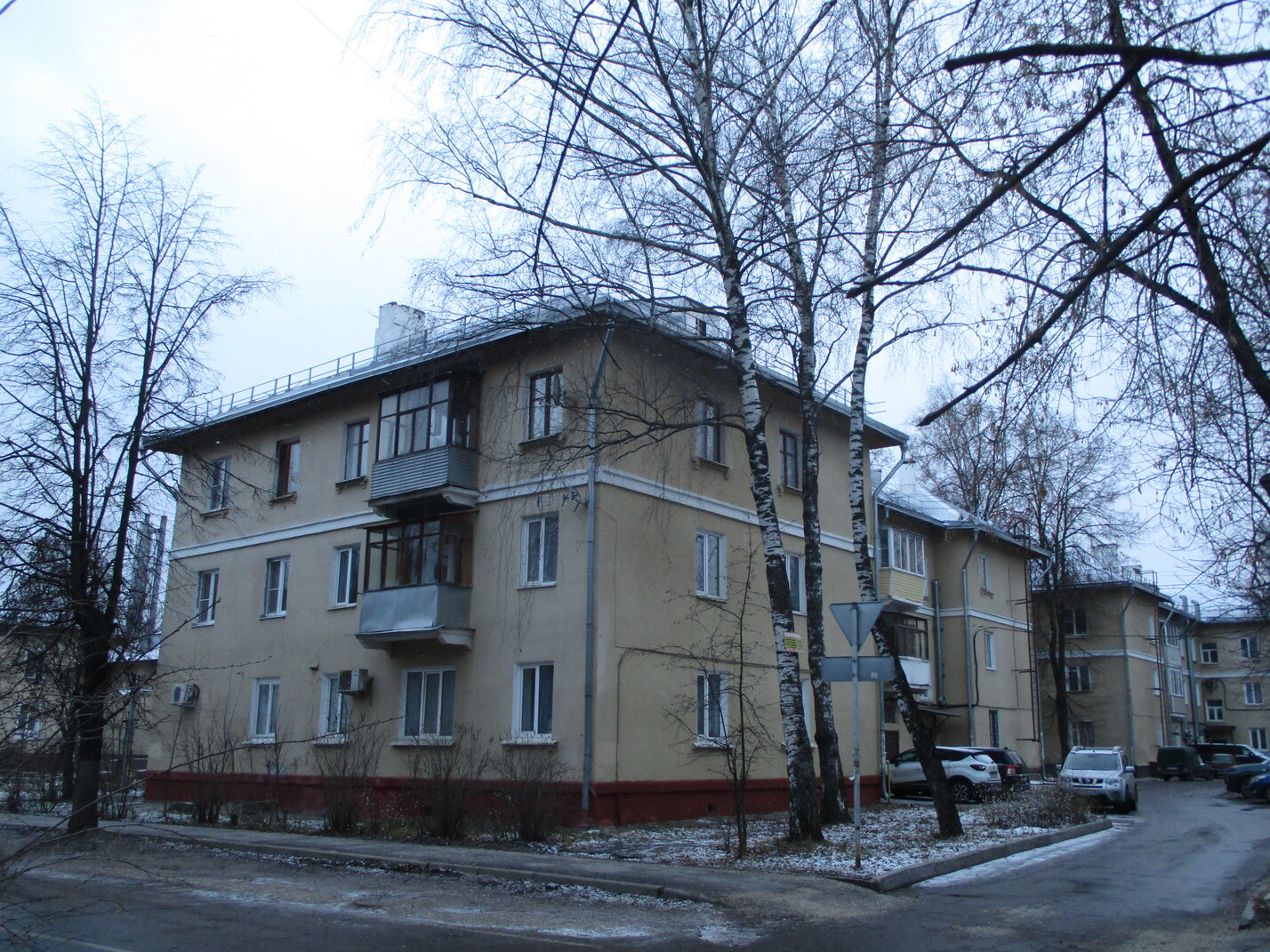 Shchelkovo, Парковая улица, 14 / Улица Иванова, 22