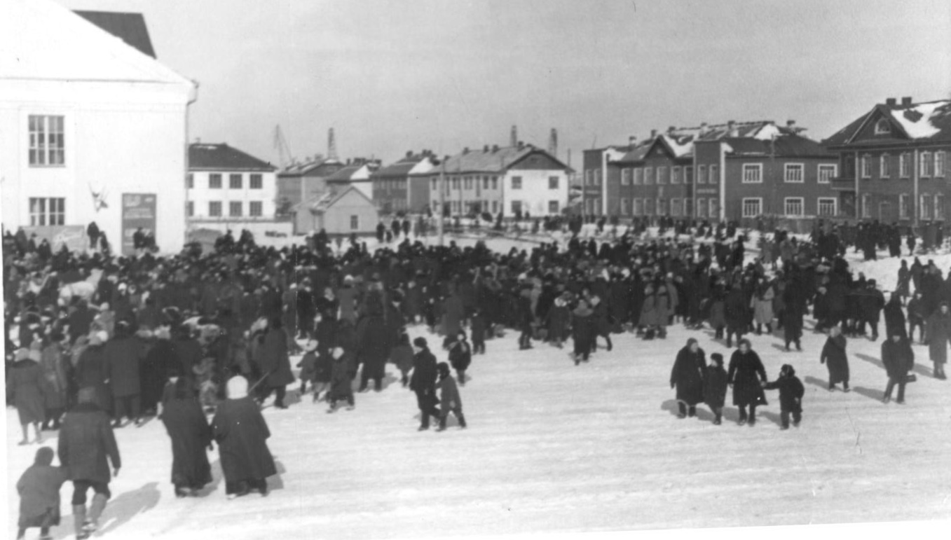 Нарьян-Мар, Улица Смидовича, 17; Улица Смидовича, 19 / Улица Тыко Вылки, 2