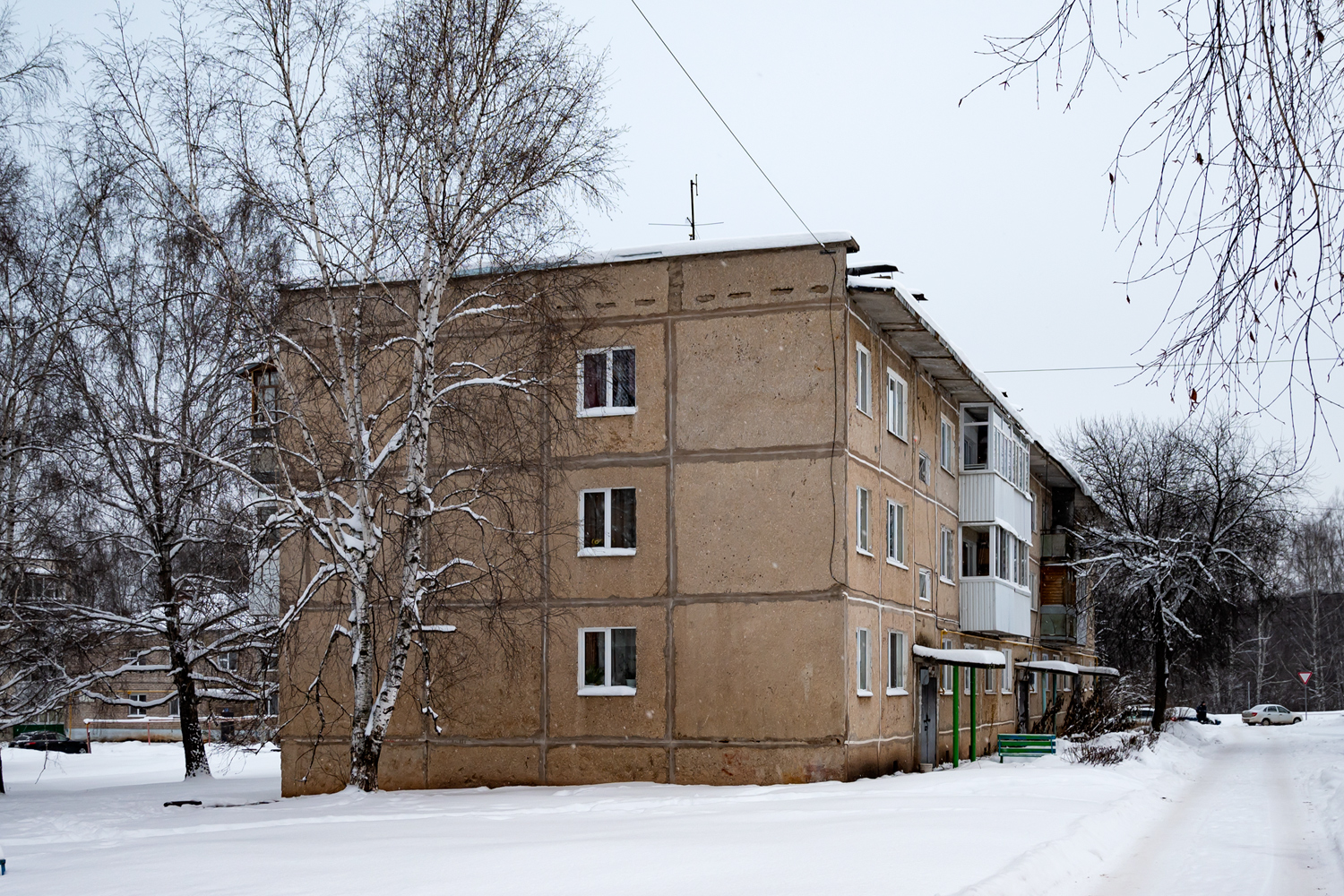 Уфимский район, прочие н.п., с. Авдон, Молодёжная улица, 4