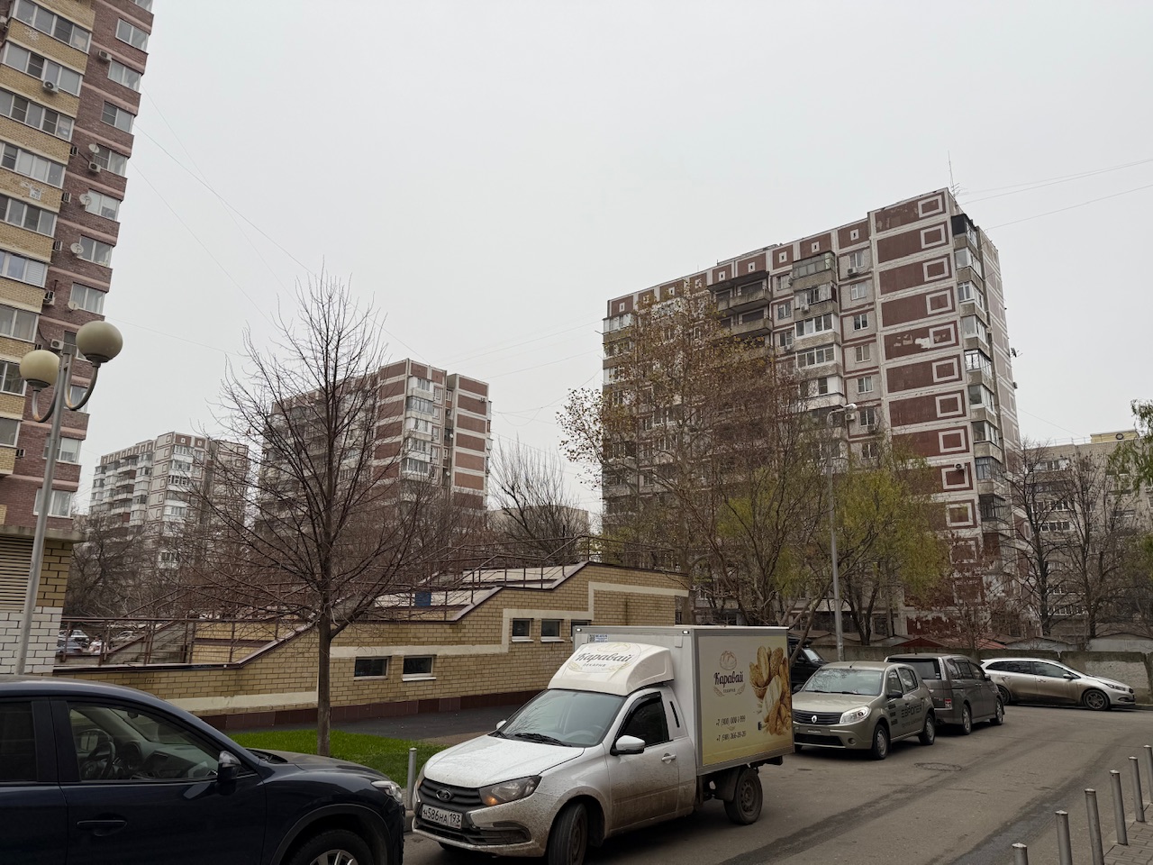 Краснодар, Улица имени 40-летия Победы, 146/9; Улица имени 40-летия Победы, 146/8; Улица имени 40-летия Победы, 146/7