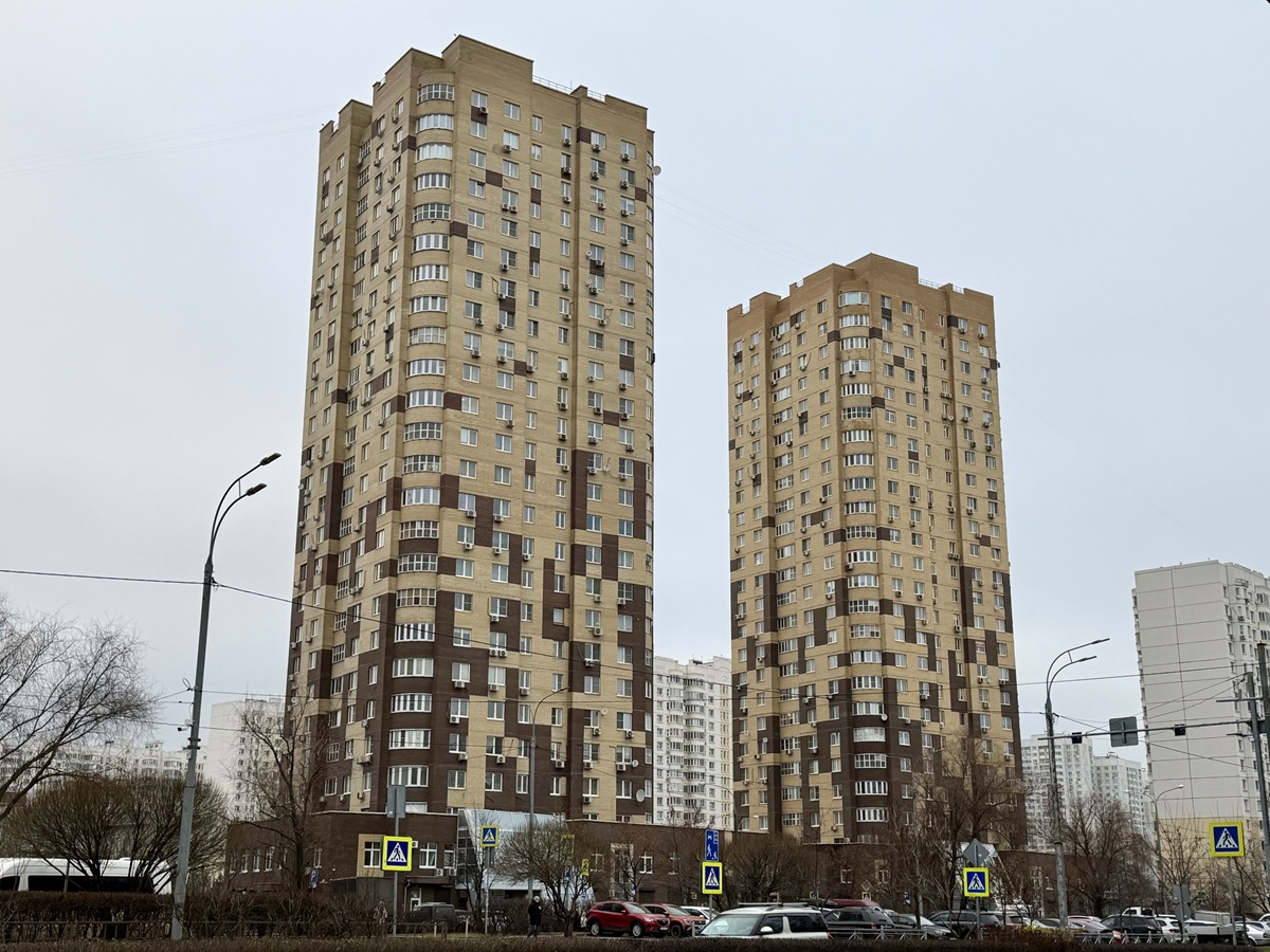 Мытищи, Юбилейная улица, 28; Юбилейная улица, 26