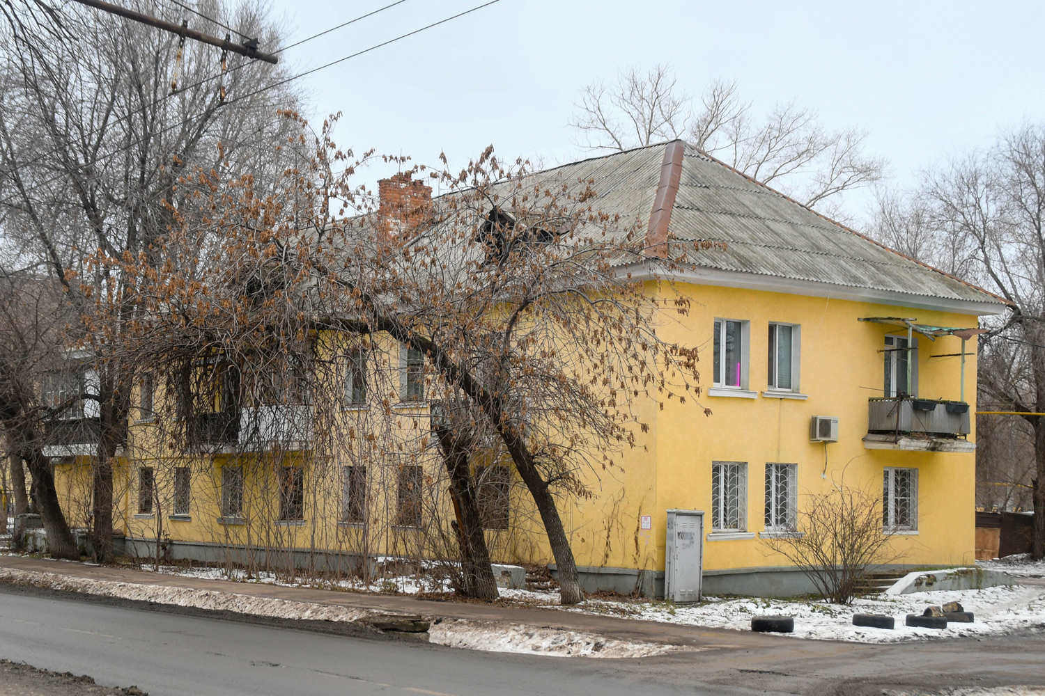 Samara, Фасадная улица, 16 / Торговый переулок, 22