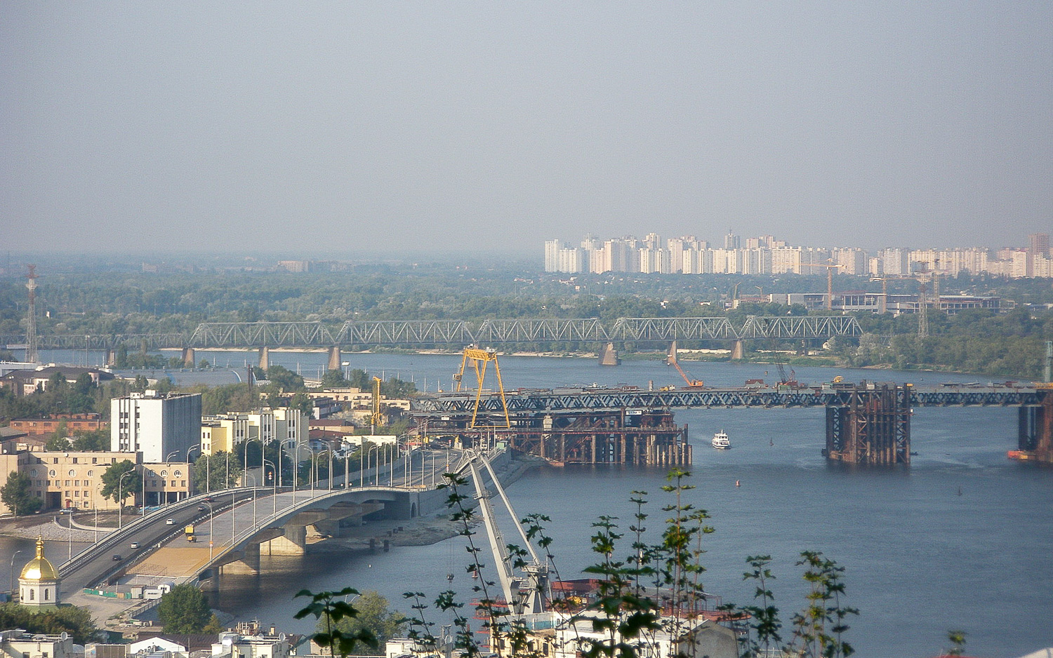 Kyiv, Набережно-Рыбальская улица, Гаванский мост; Подольский мост