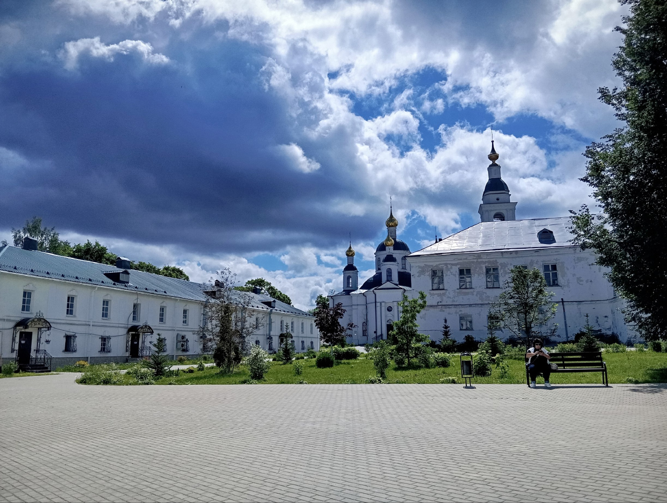 Uglich, Ростовская улица, 22; Студенческий Городок, 12; Студенческий Городок, 3