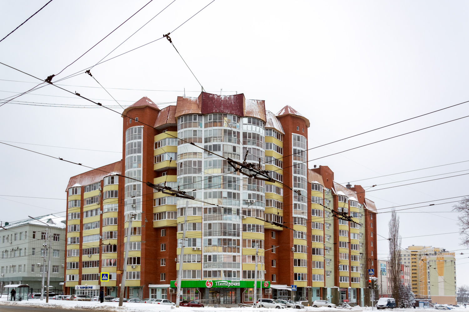 Уфа, Улица Ульяновых, 53 / Улица Максима Горького, 74