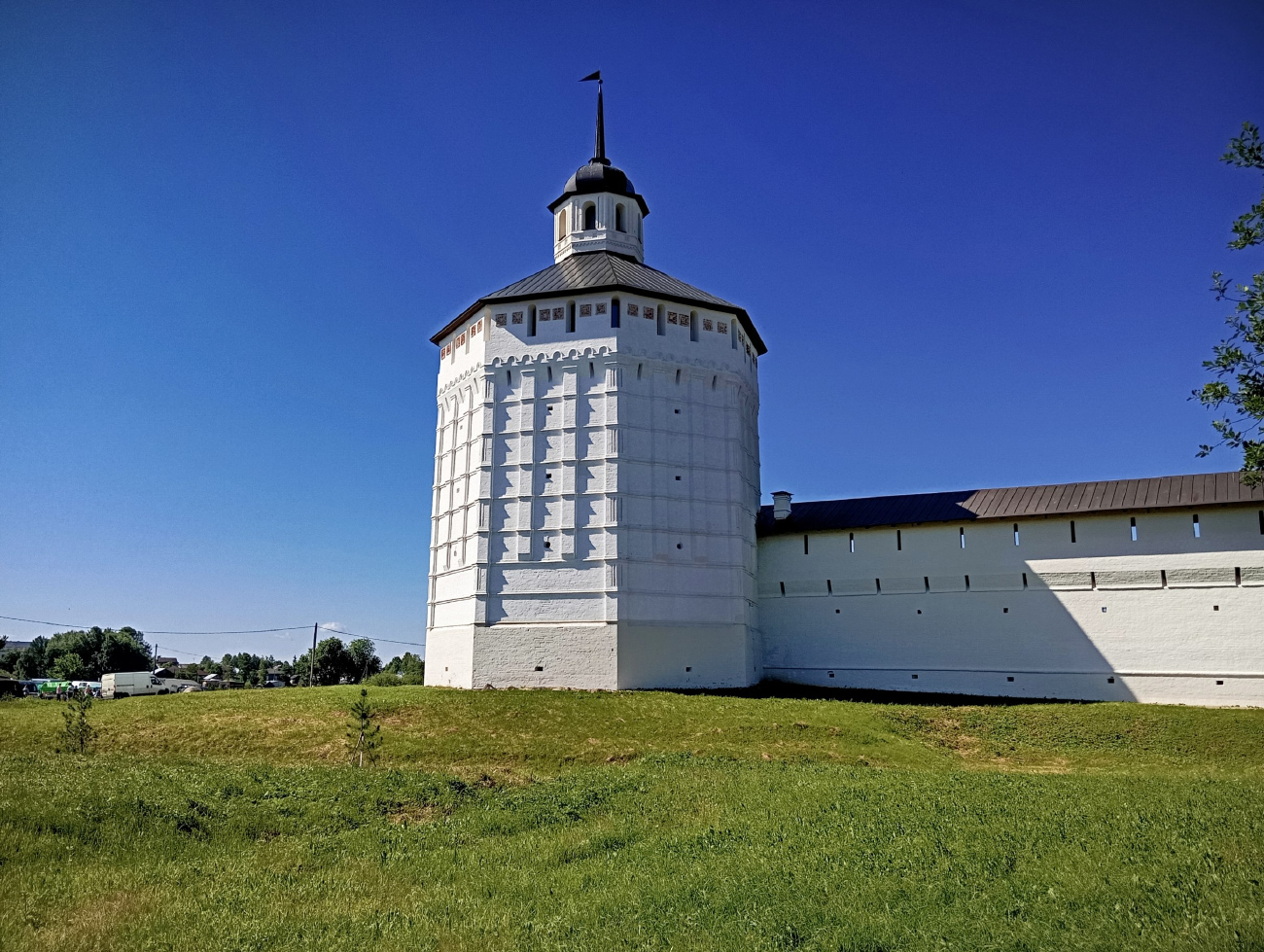 Kirillov, Кирилло-Белозерский монастырь, Вологодская башня
