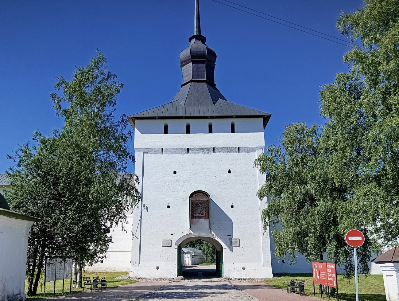 Кириллов, Кирилло-Белозерский монастырь, Казанская башня