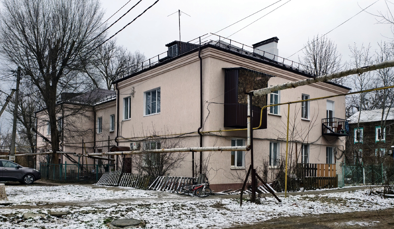 Астрахань, Площадь Нефтяников, 25