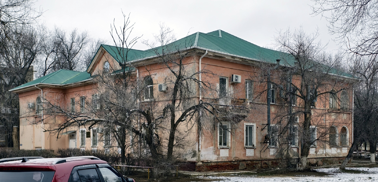 Астрахань, Заводская площадь, 31