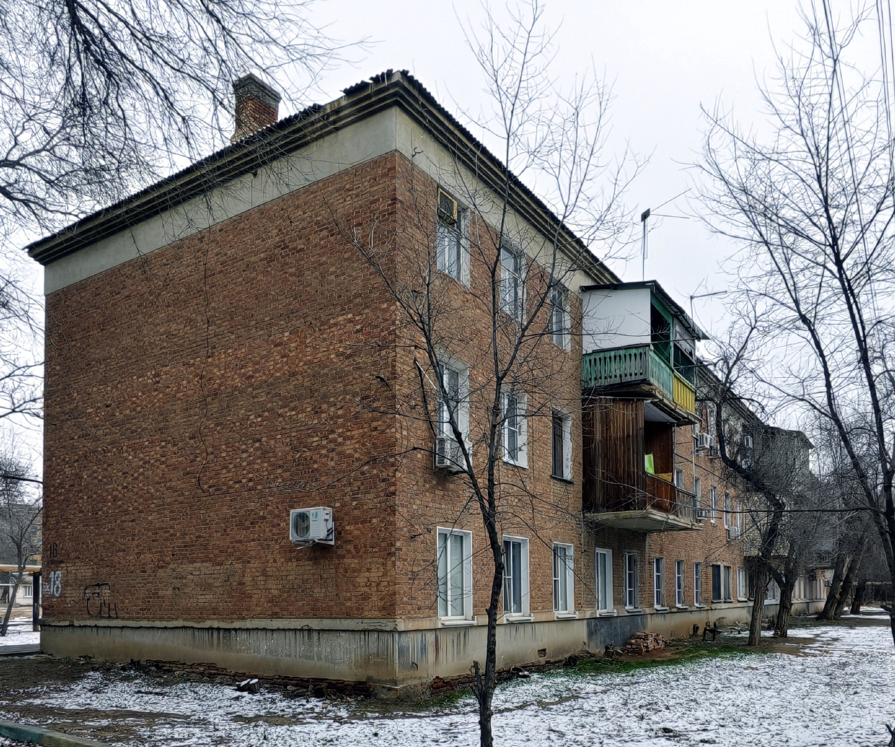 Астрахань, Заводская площадь, 18