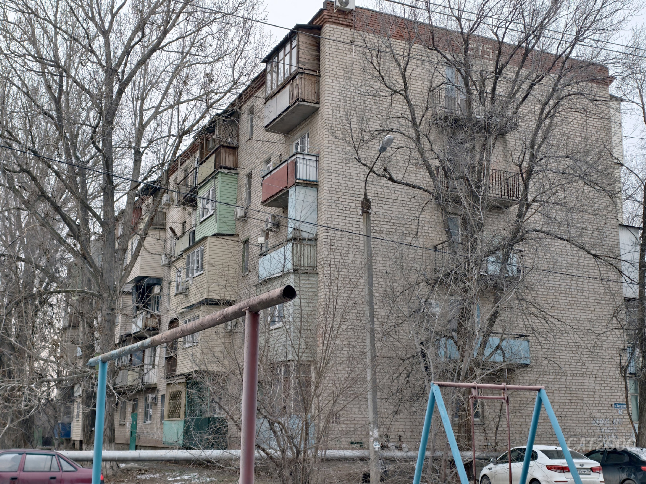 Astrakhan, Заводская площадь, 86