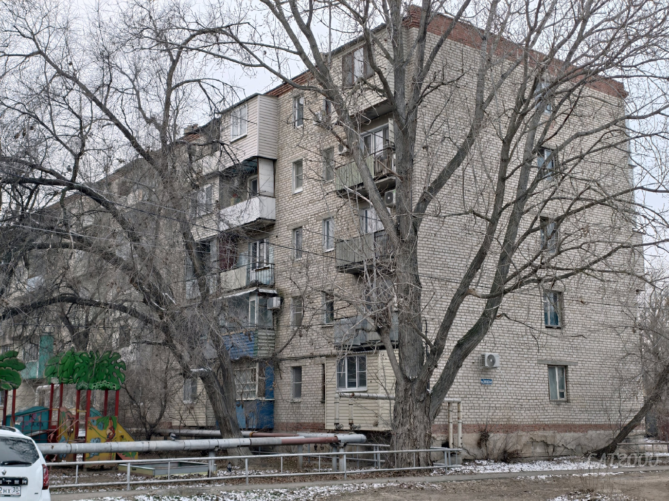 Astrakhan, Заводская площадь, 85