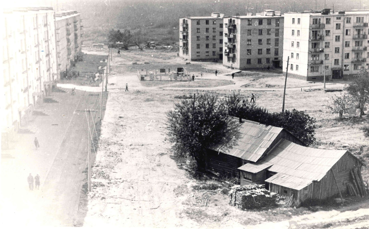 Пикалёво, Спортивная улица, 8; 6-й микрорайон, 9; 6-й микрорайон, 10; 6-й микрорайон, 11; Спортивная улица, 10