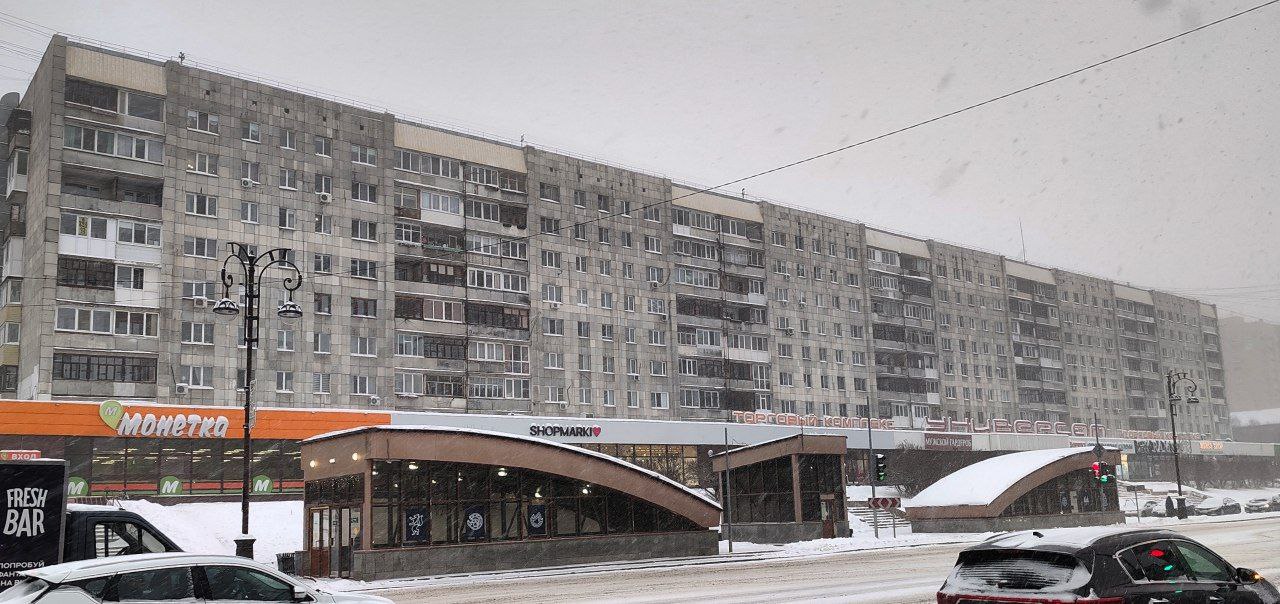 Тюмень, Улица Республики, 90