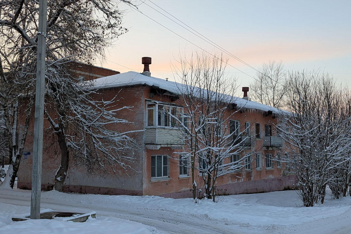 Chekhov city district, other localities, пос. Любучаны, Парковая улица, 10