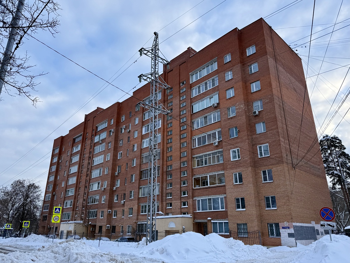 Pushkino, Улица Горького, 12