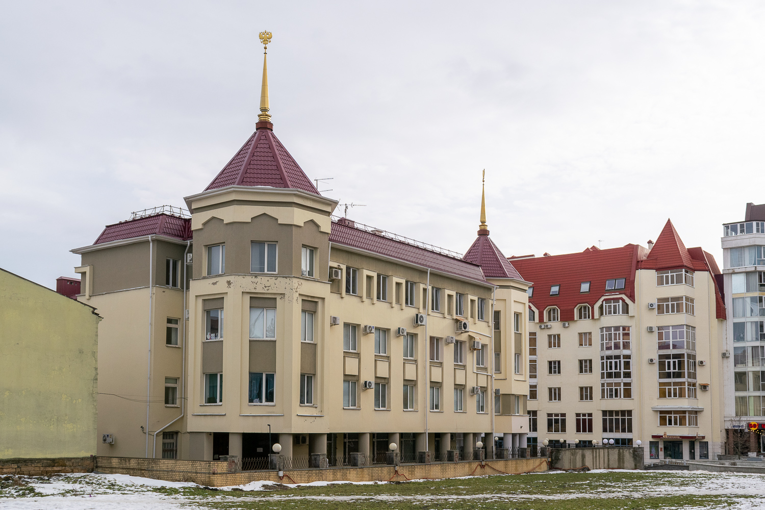 Ставрополь, Проспект Октябрьской Революции, 9/1; Проспект Октябрьской Революции, 11А