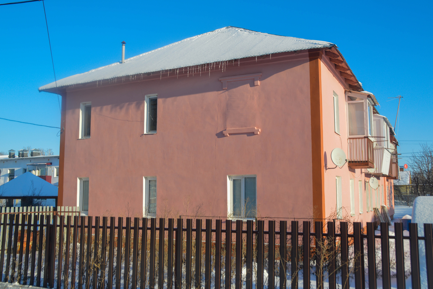 Кинель-Черкасский район, прочие н.п., с. Кротовка, улица Василия Сапрунова, 1