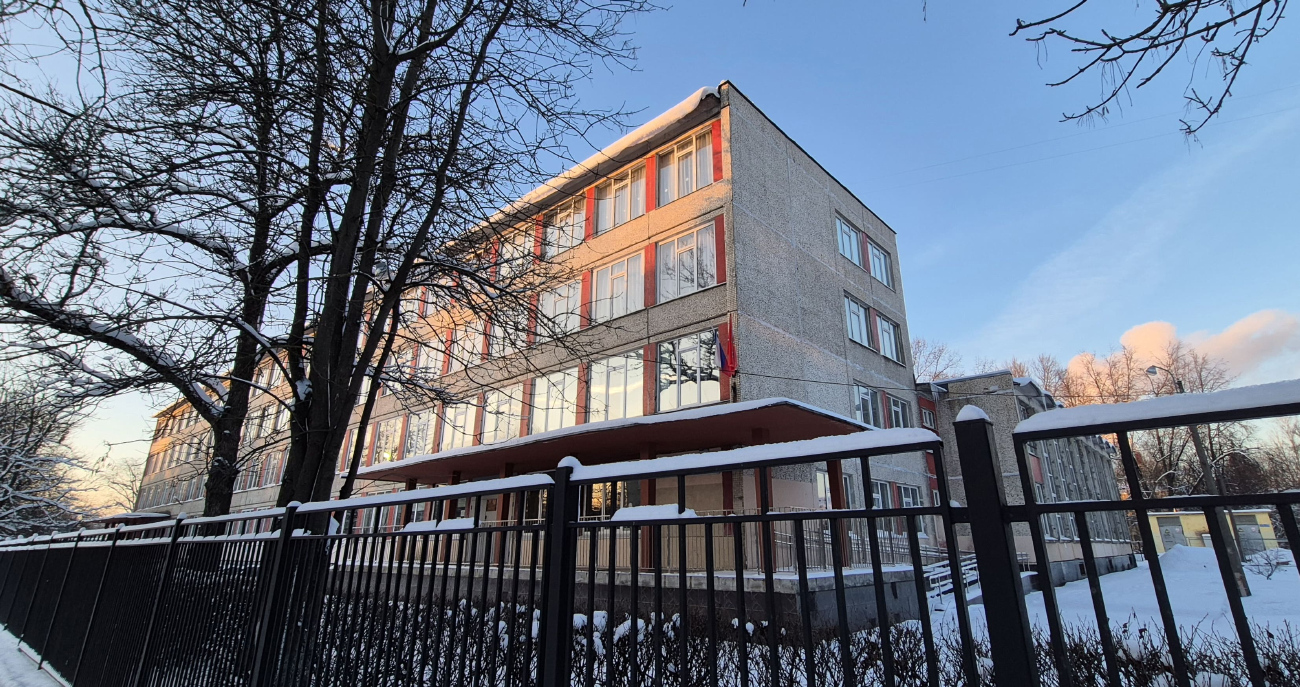 Saint Petersburg, Школьная улица, 19