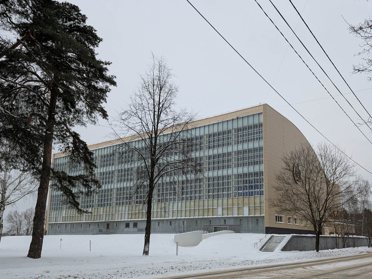 Дубна, Улица Строителей, 1