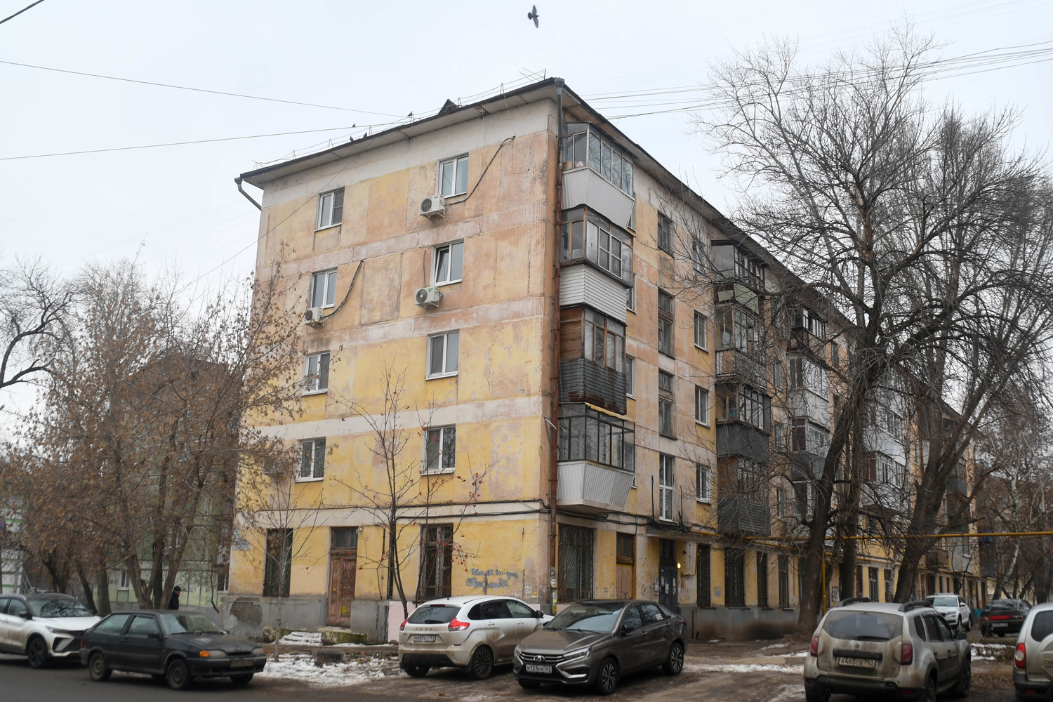 Самара, Зелёная улица, 10 / Молодёжный переулок, 7