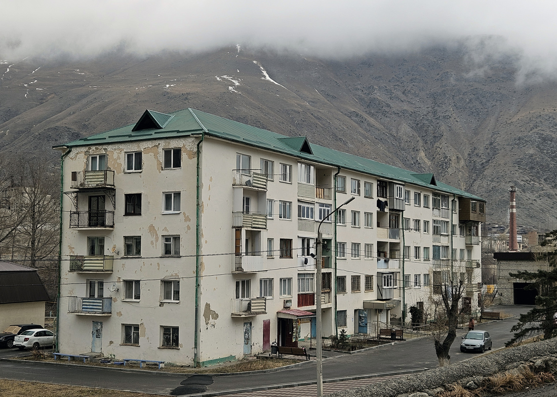 Тырныауз, Эльбрусский проспект, 46