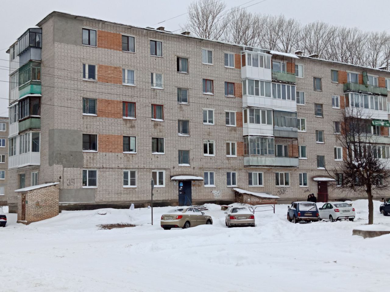 Пикалёво, 6-й микрорайон, 39