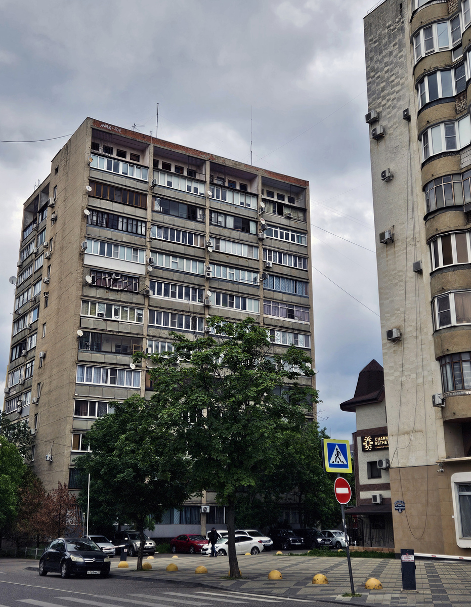 Краснодар, Рашпилевская улица, 34