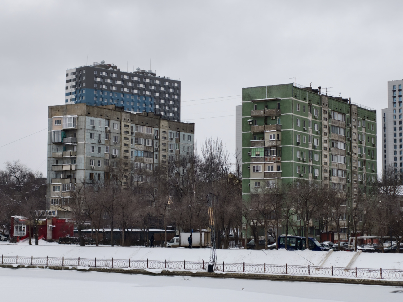 Астрахань, Набережная Приволжского Затона, 32; Набережная Приволжского Затона, 34