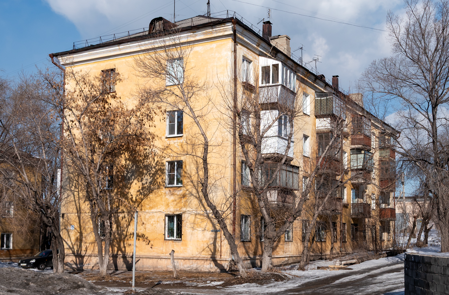 Магнитогорск, Улица Маяковского, 15