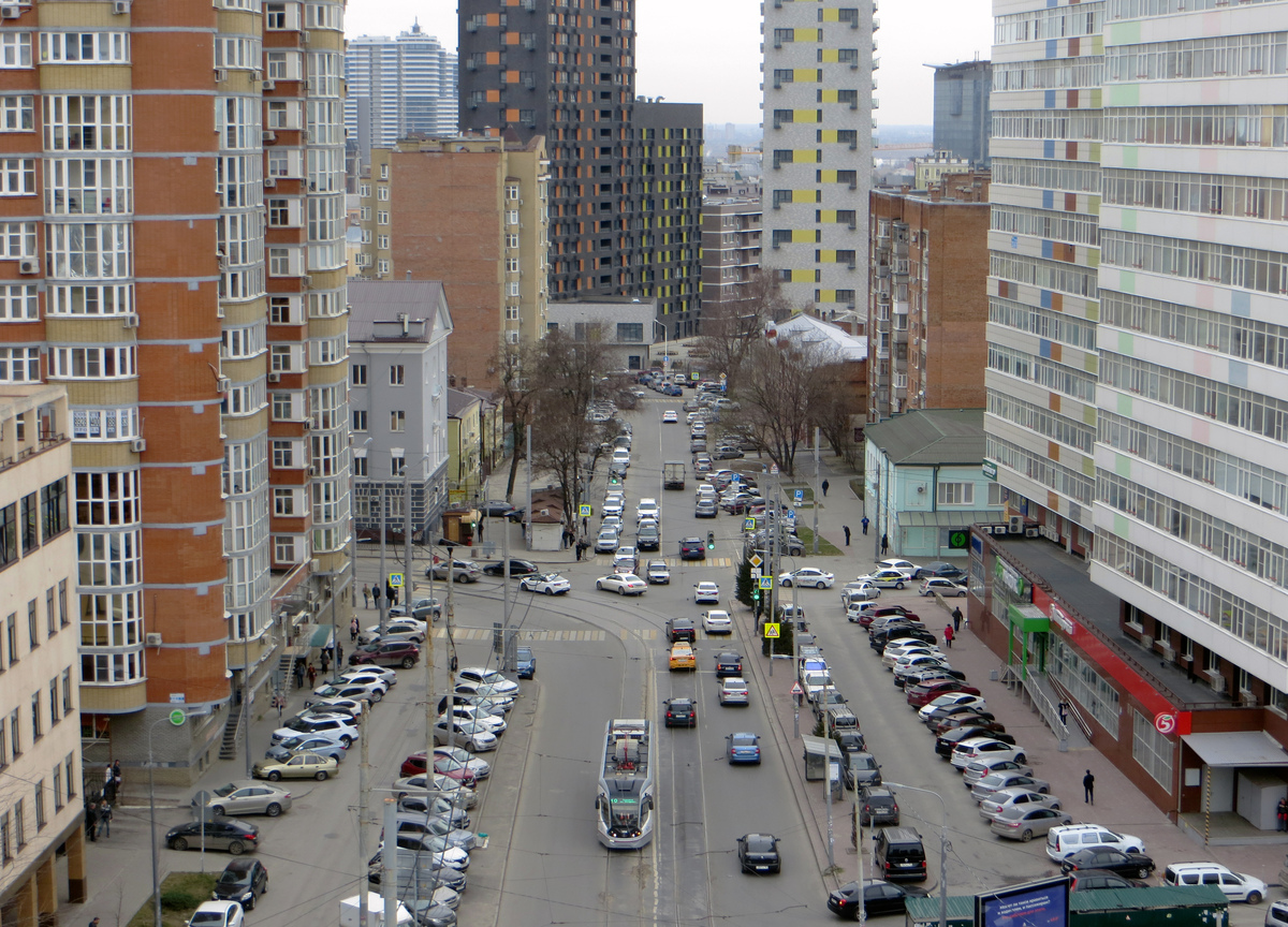 Ростов-на-Дону, Пушкинская улица, 1 / Доломановский переулок, 36; Доломановский переулок, 43; Улица Максима Горького, 13