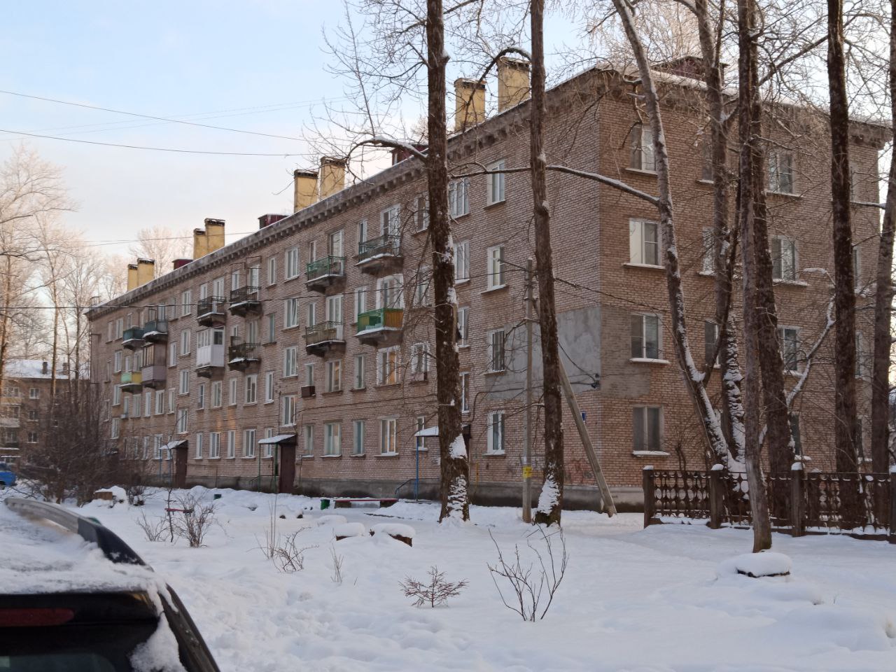 Пикалёво, Заводская улица, 22