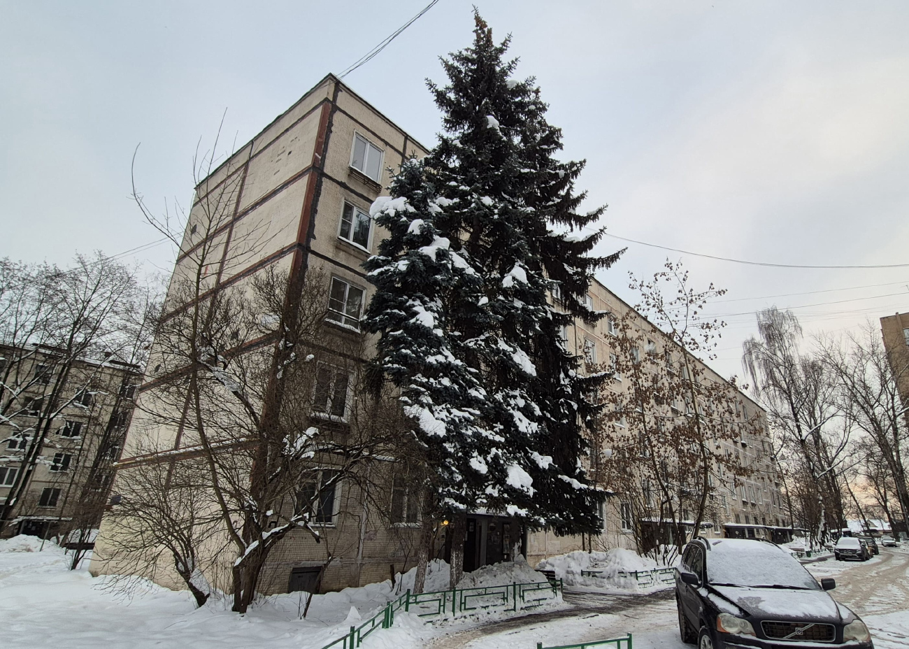 Красногорск, Вокзальная улица, 12