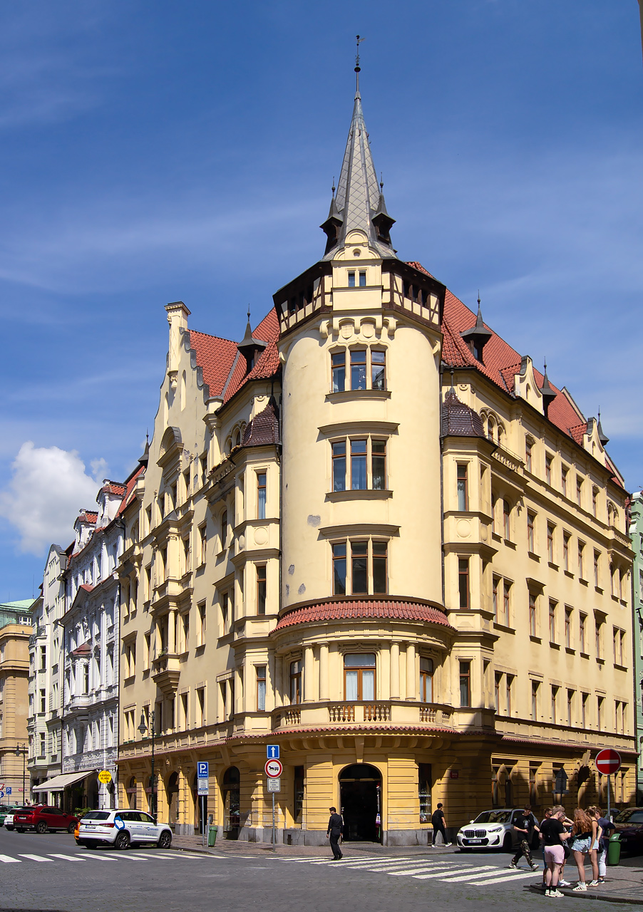 Прага, Kaprova, 18/7 / Žatecká, 18/5