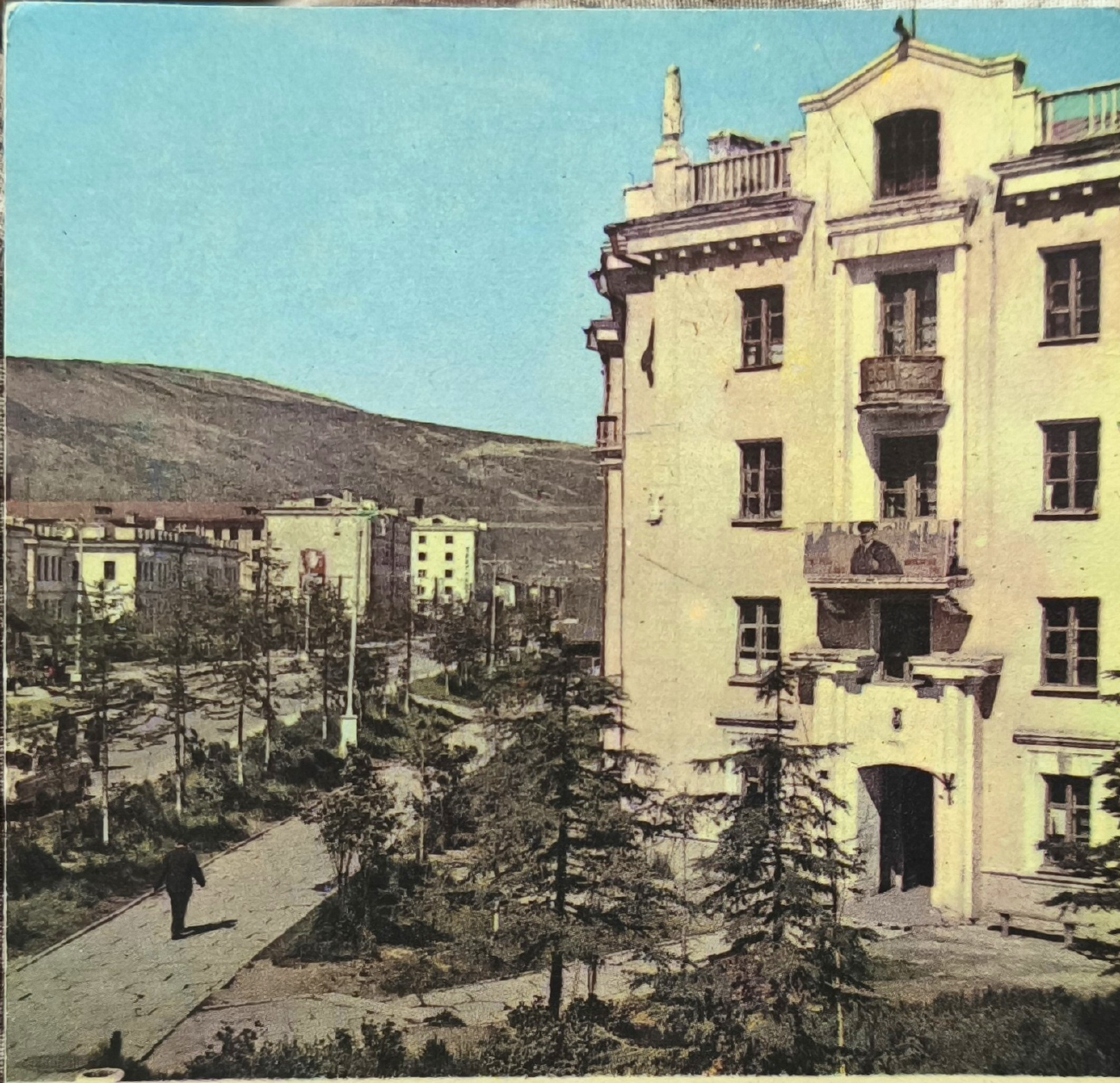 Магадан, Улица Пушкина, 5; Улица Пушкина, 7; Улица Пушкина, 9; Улица Пушкина, 2 / Проспект Ленина, 12