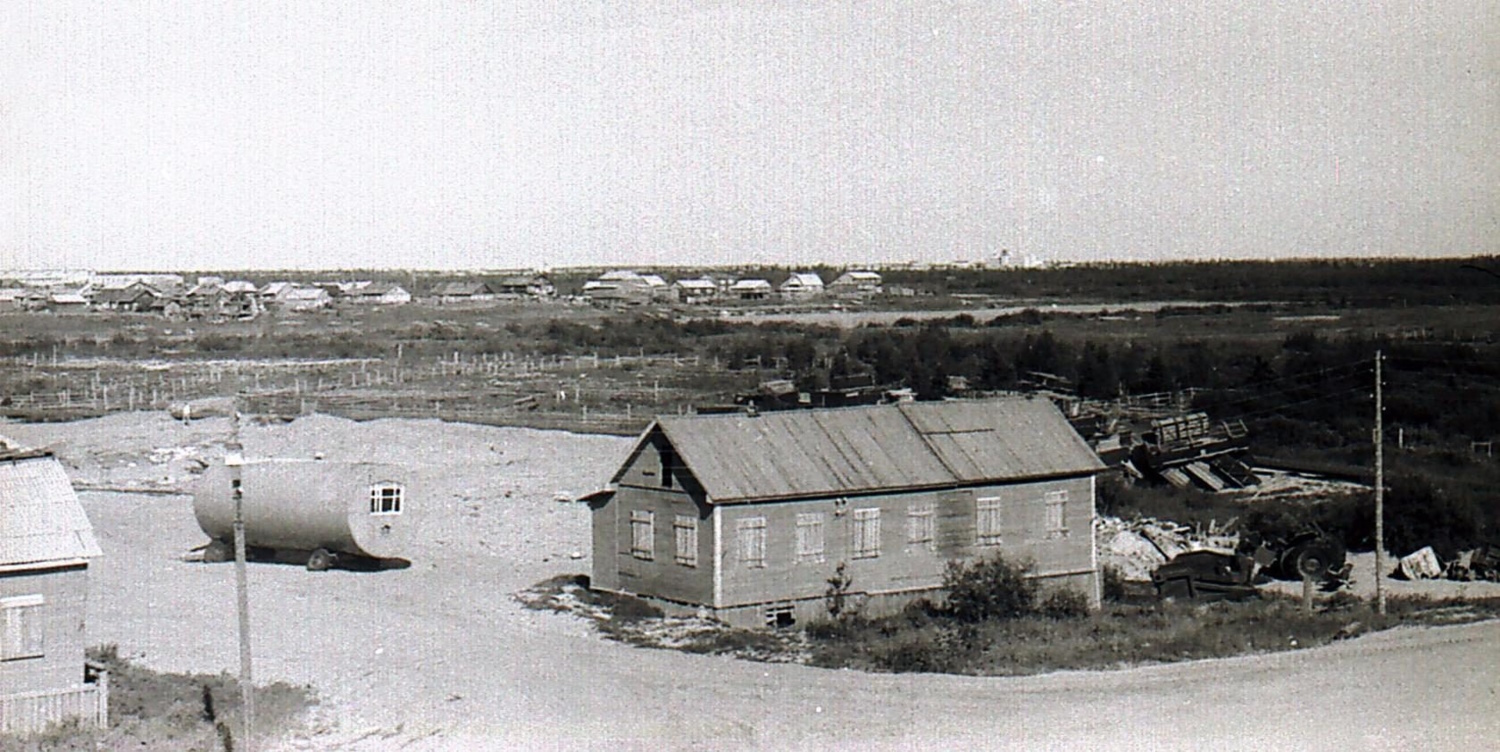 Naryan-Mar, Улица Авиаторов, 21**. Naryan-Mar — Miscellanous photos