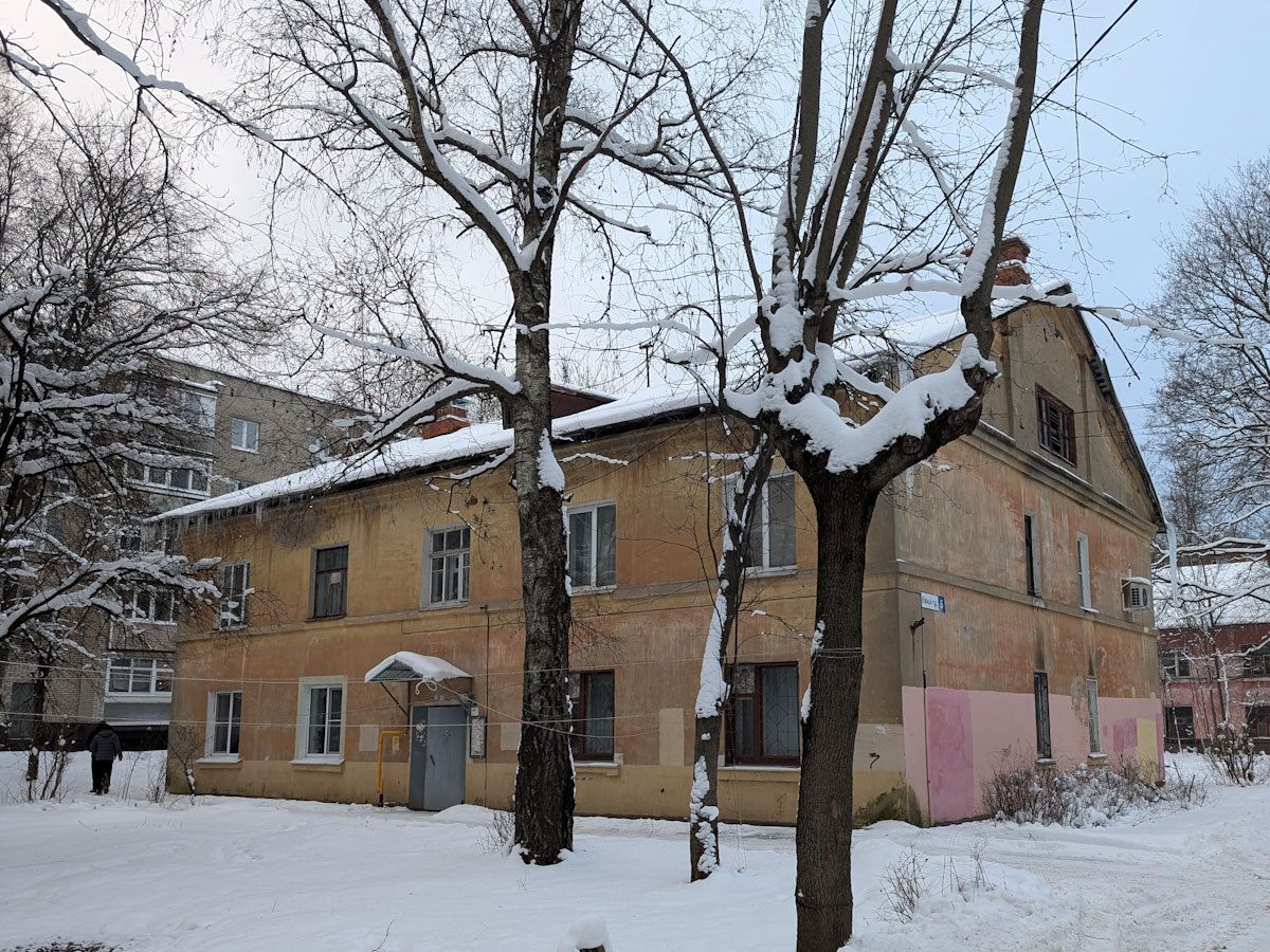 Подольск, Микрорайон Климовск, пос. Южный, 6