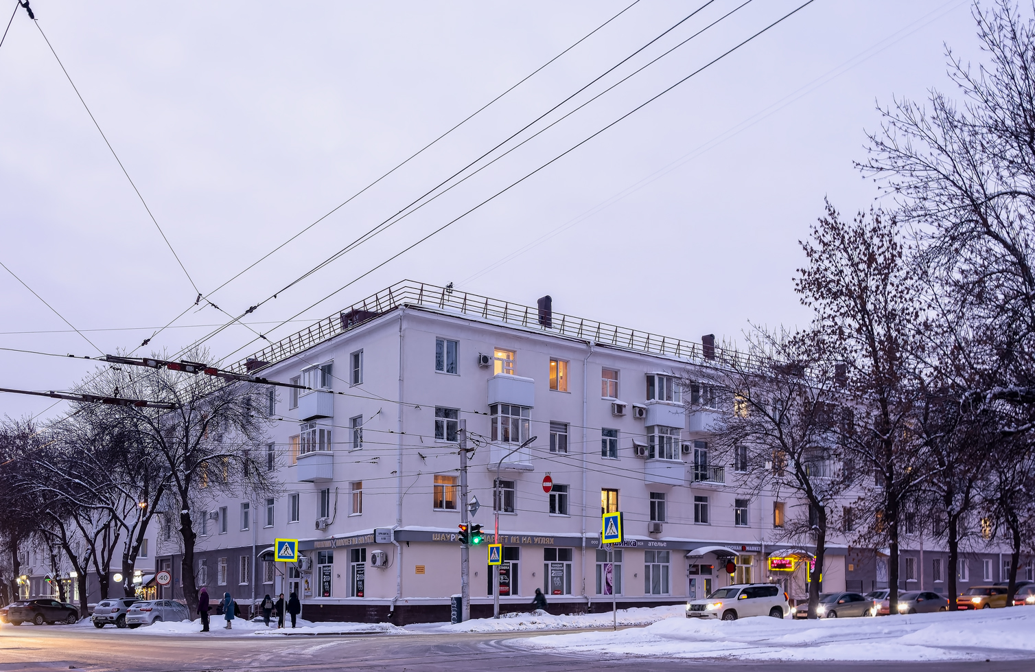 Уфа, Улица Космонавтов, 7 / Улица Матвея Пинского, 14