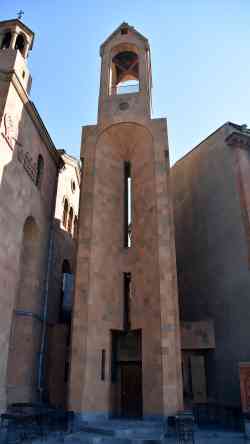 Ереван, Проспект Месропа Маштоца, 1 *