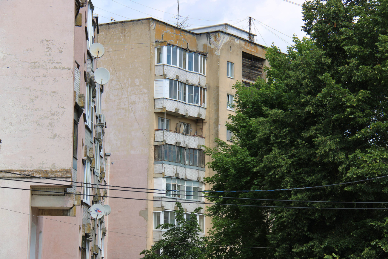 Смоленск, Улица Октябрьской Революции, 13