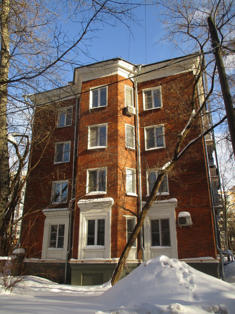 Москва, Средняя Первомайская улица, 12