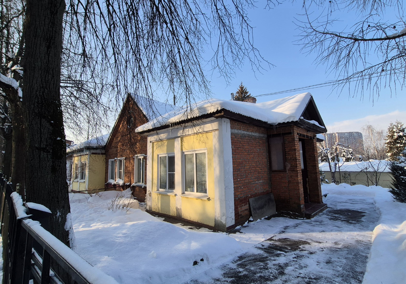 Видное, Школьная улица, 16