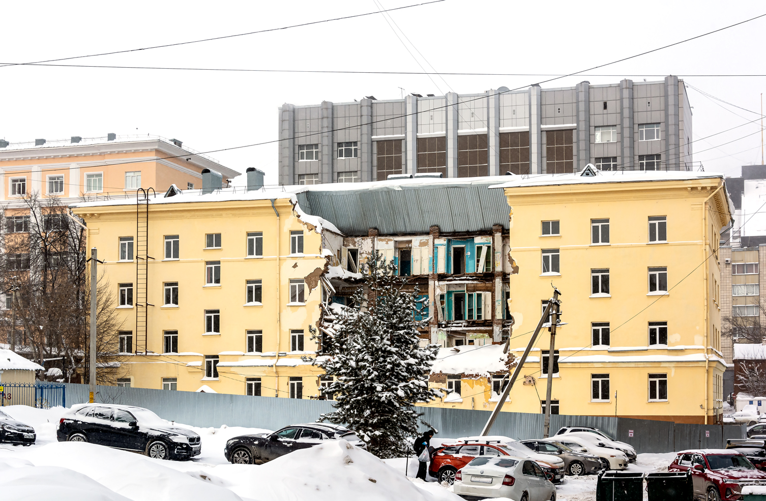 Уфа, Коммунистическая улица, 52А