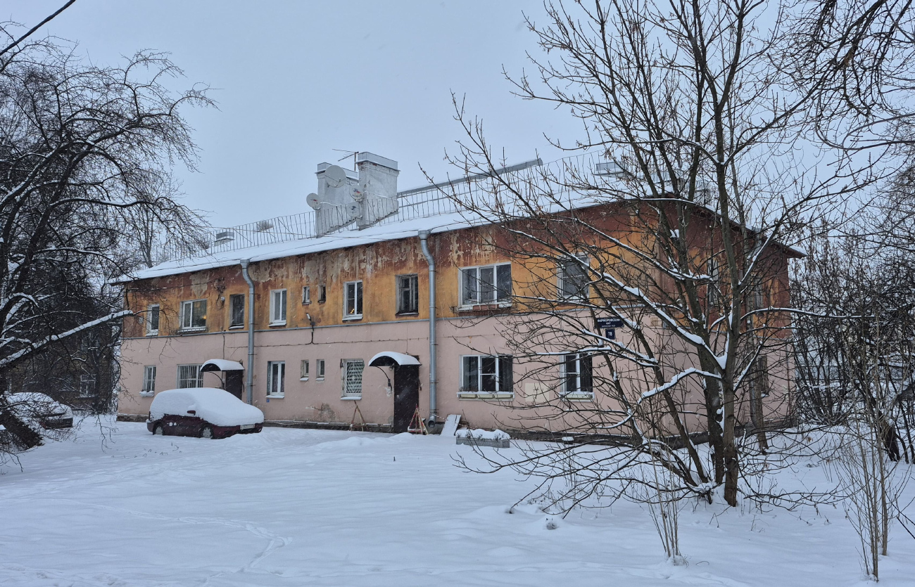 Санкт-Пецярбург, Фарфоровский пост, 78