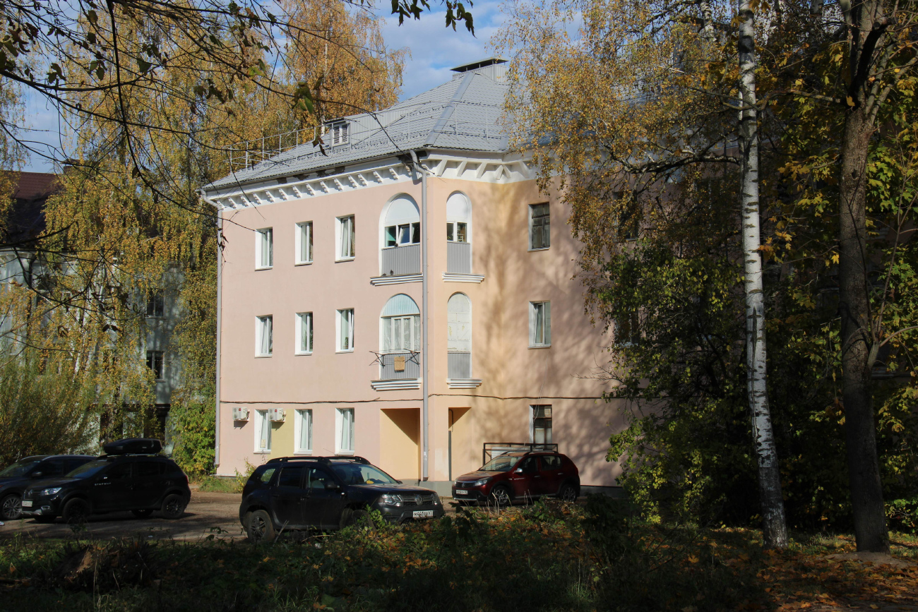 Смоленск, Улица Чаплина, 4