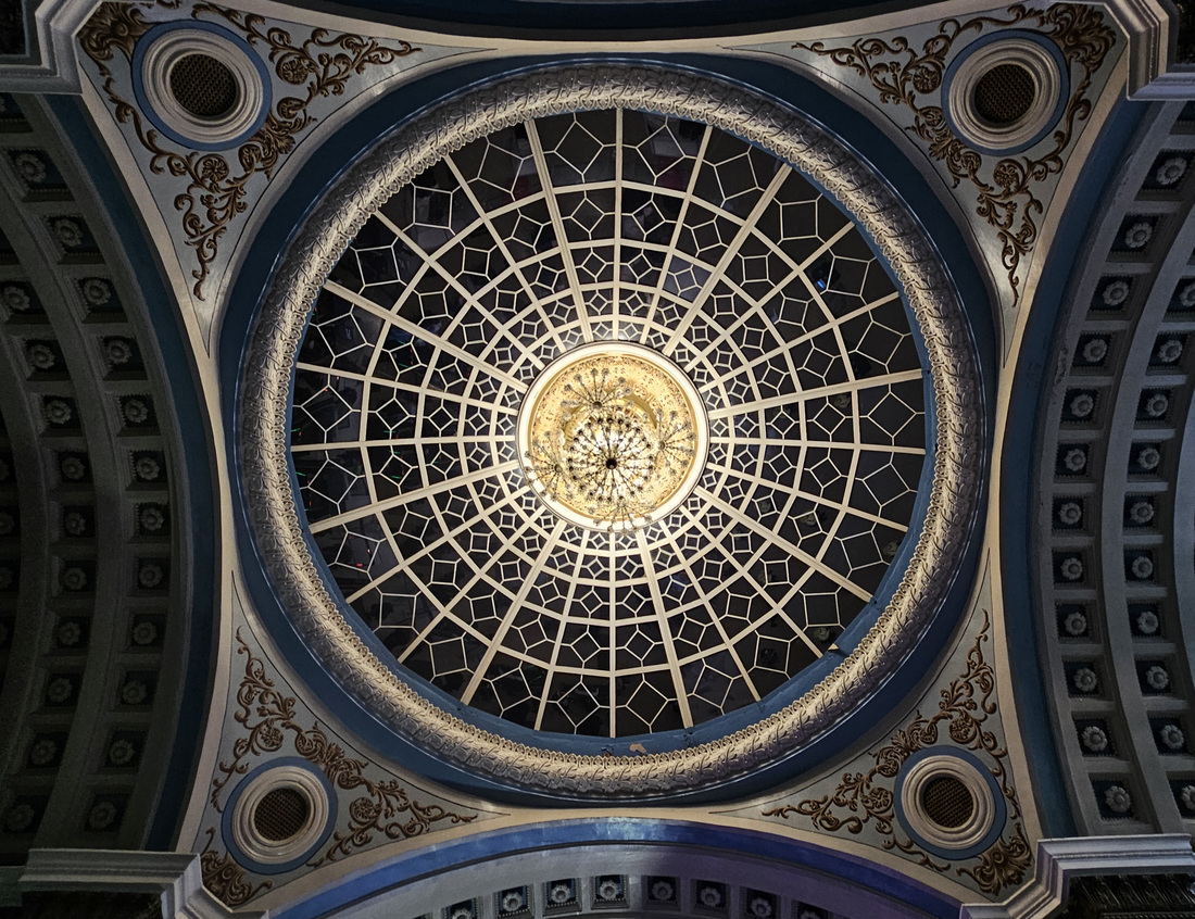 Минеральные Воды, Привокзальная площадь, 1